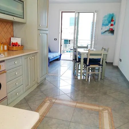 Via Faccolli Zona Centro Holiday home *